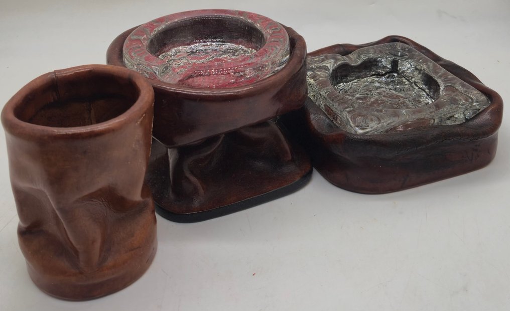 Cinzeiro  (3) - Pele, Vidro #1.0