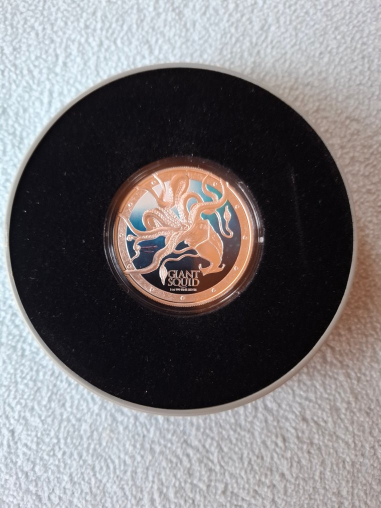 Niue. 2 Dollars 2015 Niue  : Ocean Predators, Giant squid  1 Oz  (Nincs minimálár) #2.1