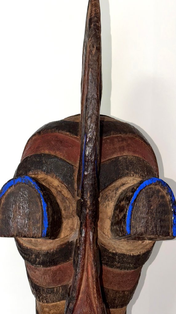 Στυλιζαρισμένη τελετουργική μάσκα με γεωμετρικούς όγκους – Κεντρική / Δυτική Αφρική. - Luba / Songye - 63 εκ  (χωρίς τιμή ασφαλείας) #2.1