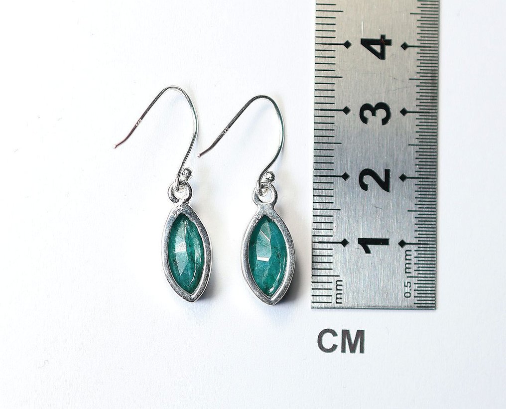 Emerald 2 earrings / new- 4.28 g - (2) #1.0
