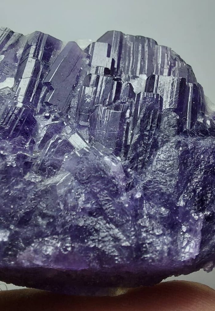 Σκαπολίτης Κρίσταλ στη μήτρα - Ύψος: 42 mm - Πλάτος: 38 mm- 39 g - (1) #3.2