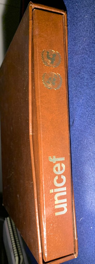 世界 1982/2007 - 各国国旗。收集在三个相册中。 #1.0