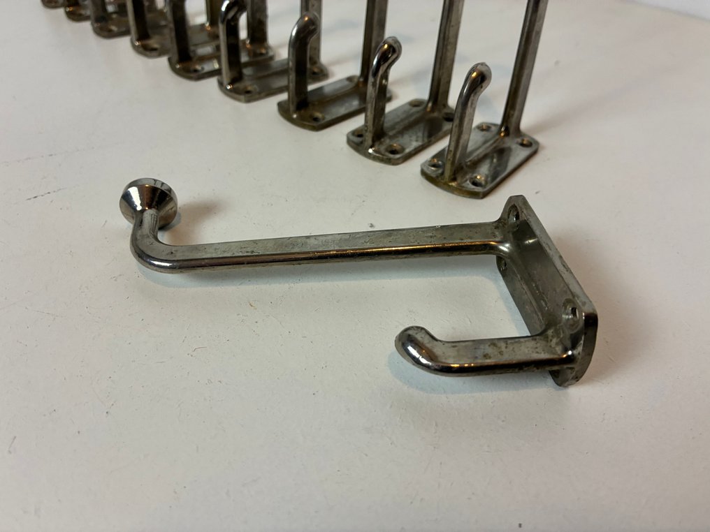 Σετ κρεμάστρας παλτό - Μέταλλο - Σετ δέκα γάντζοι για κρεμάστρες #3.2