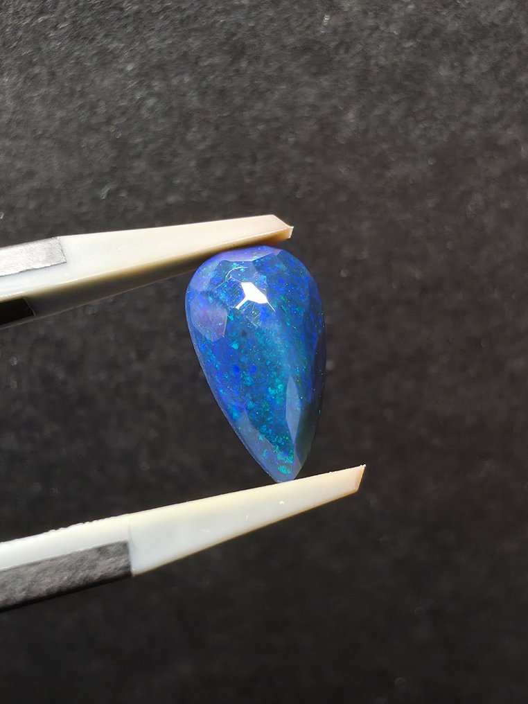 1,50 καράτια μαύρο οπαάλ Πολυδιάστατος - Ύψος: 12 mm - Πλάτος: 6.7 mm- 0.3 g #3.2