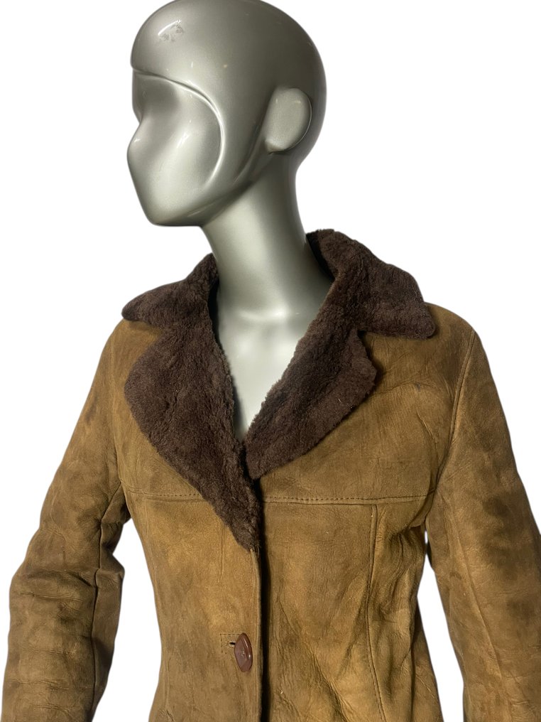 Artisan Furrier - Abrigo de piel #2.1