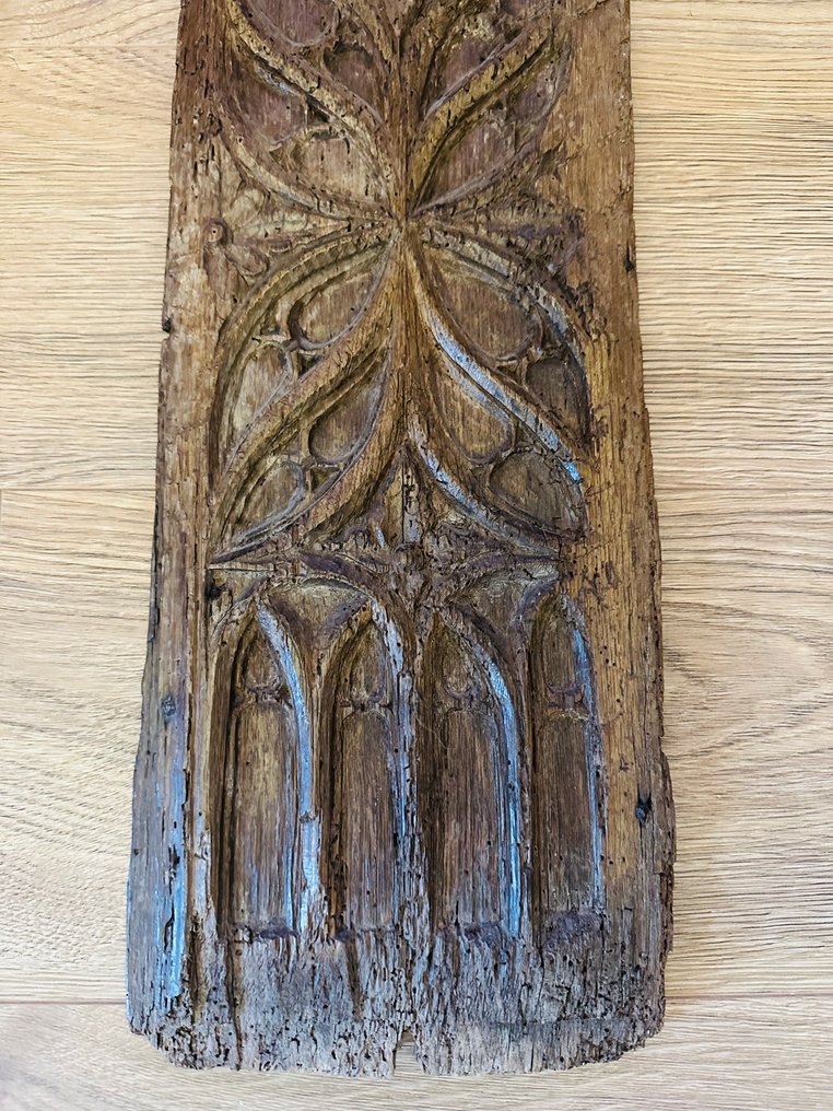 Træsnit/Relief, Panneau de bois gothique flamboyant - 55 cm - Træ - 1850 #1.0