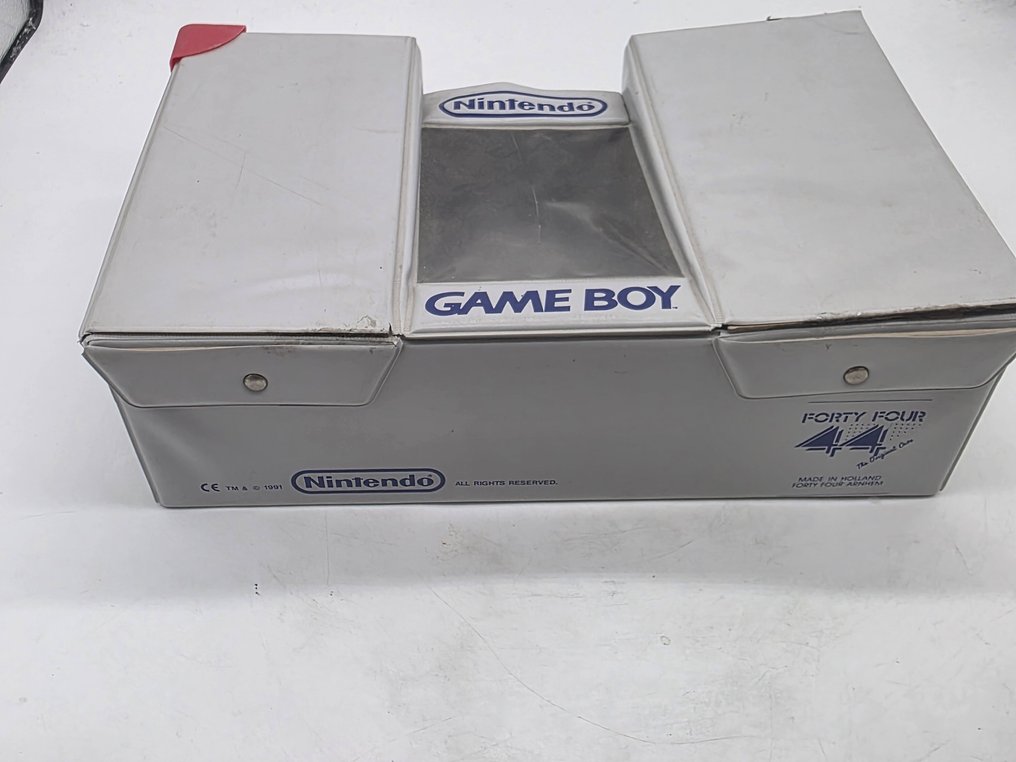 Nintendo - Gameboy Classic - Nintendo / Gameboy - Official Nintendo Version - "Forty four"Game Carrier Case - 1991 - Video game merchandise - In original box #4.3