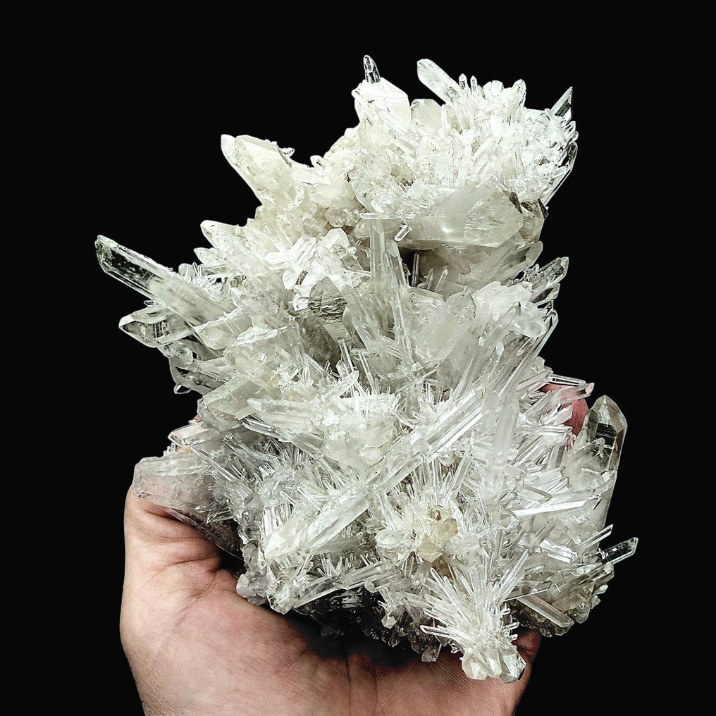 Classic Alpine Quartz – Issogne, Val d’Ayas - Height: 16 cm - Width: 13 cm- 970 g #1.0