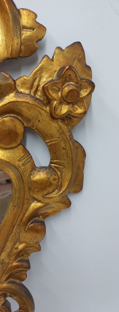 Mirror  - Carved and gilded wood. - Carved wood cornucopia #1.0