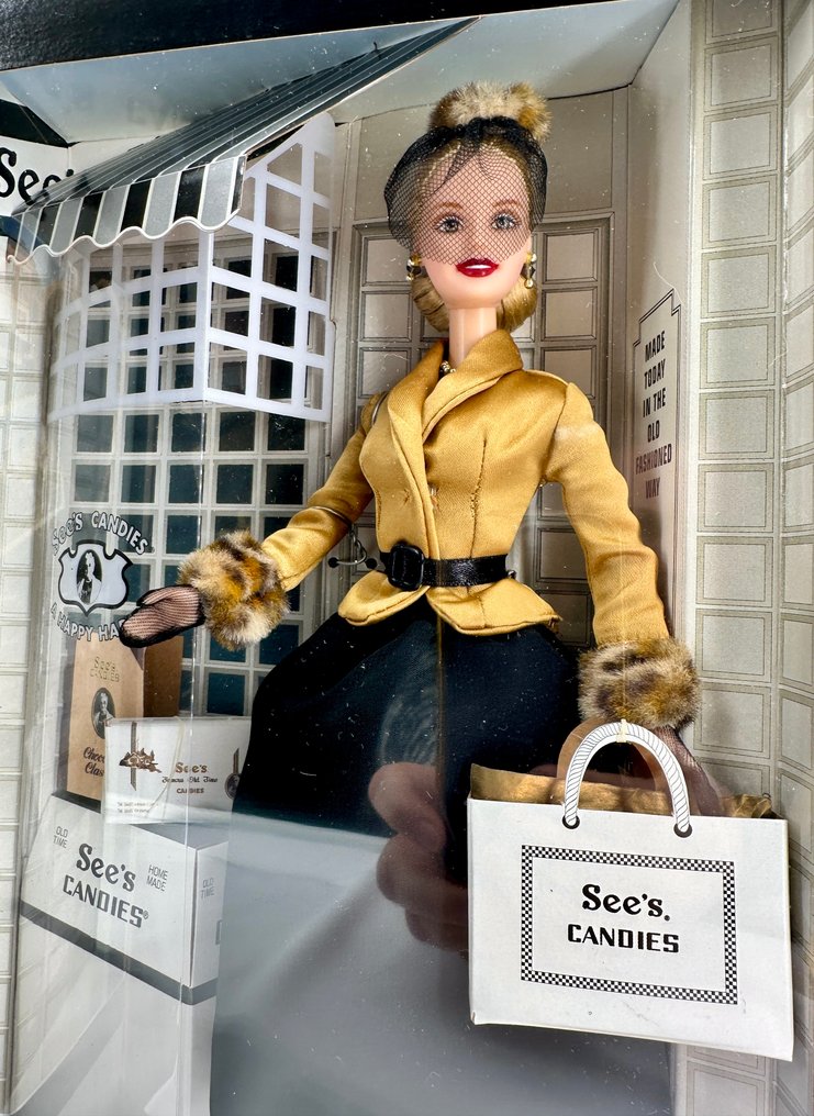 Mattel  - Barbie doll I Left My Heart in San Francisco - See's Candies - Collectible - 2001 - U.S. #3.2