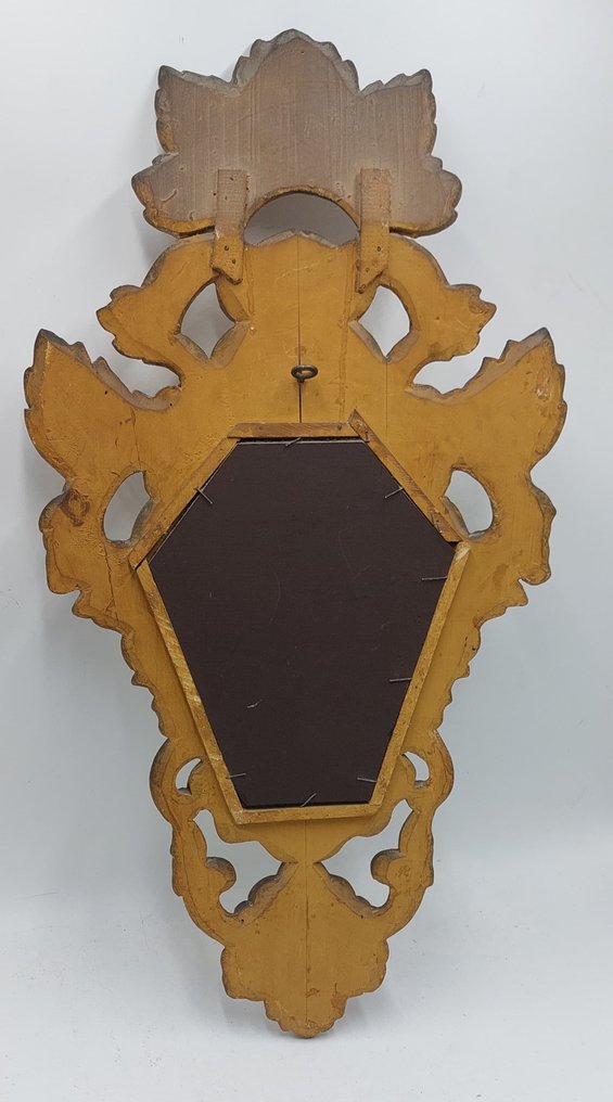 Mirror  - Carved and gilded wood. - Carved wood cornucopia #3.2