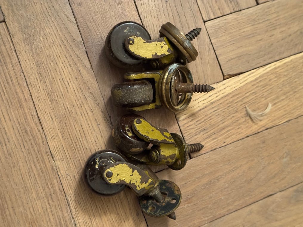 Side chair - with integrated back buttons - Steel, Walnut - Elegant armchair #2.1