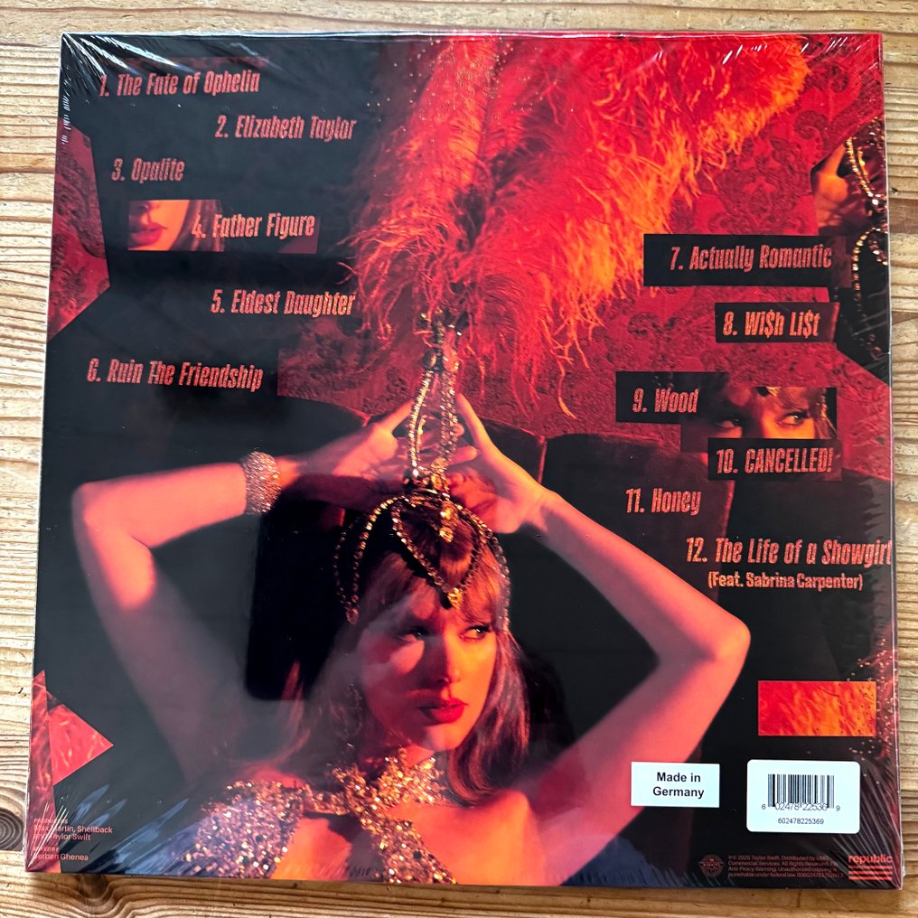 Taylor Swift - The Life Of A Showgirl [colored MAGENTA Glitter]  - MINT - LP - Coloured vinyl - 2025 #2.1