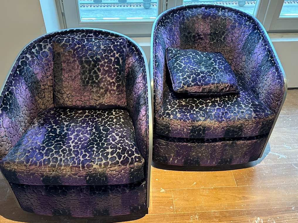 Armchair (2) - Velvet #1.0