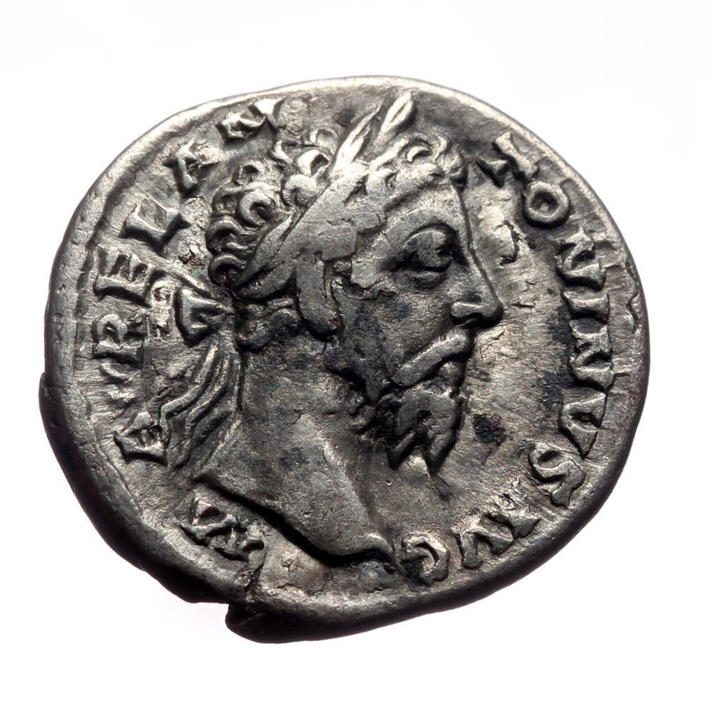 Rooman imperiumi. Marcus Aurelius (AD 161-180). Denarius Nice portrait of Marcus  (Ei pohjahintaa) #1.0