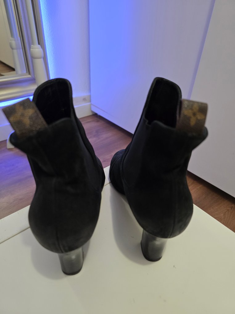 Louis Vuitton - Ankle boots - Size: EU 37.5 #2.1