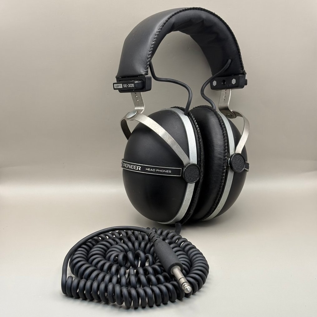 Pioneer - SE-305 Headphone #1.0