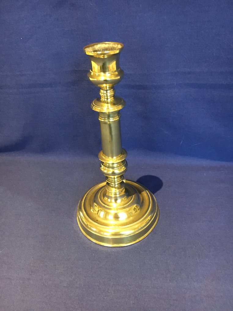 Candelero (4) - Latón #3.2