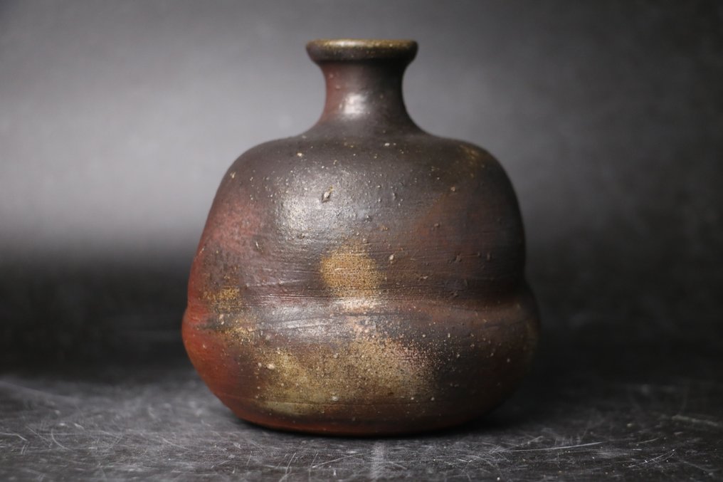Bizen 清酒瓶 Suntoku Tokkuri - 陶瓷 - 齊藤隆 Saito Takashi (1948-) - 日本 - 1900-2000 #1.0