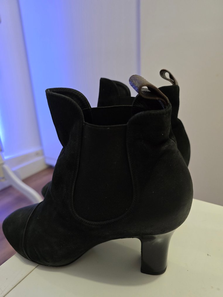 Louis Vuitton - Ankle boots - Size: EU 37.5 #4.3