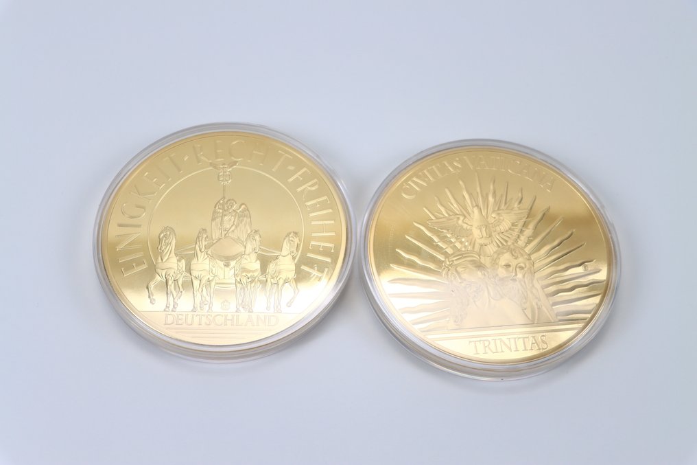 Netherlands. Medal 2x Herdenkingsmunt (2x 376 Gram) (Proof) Verguld  (No reserve price) #1.0