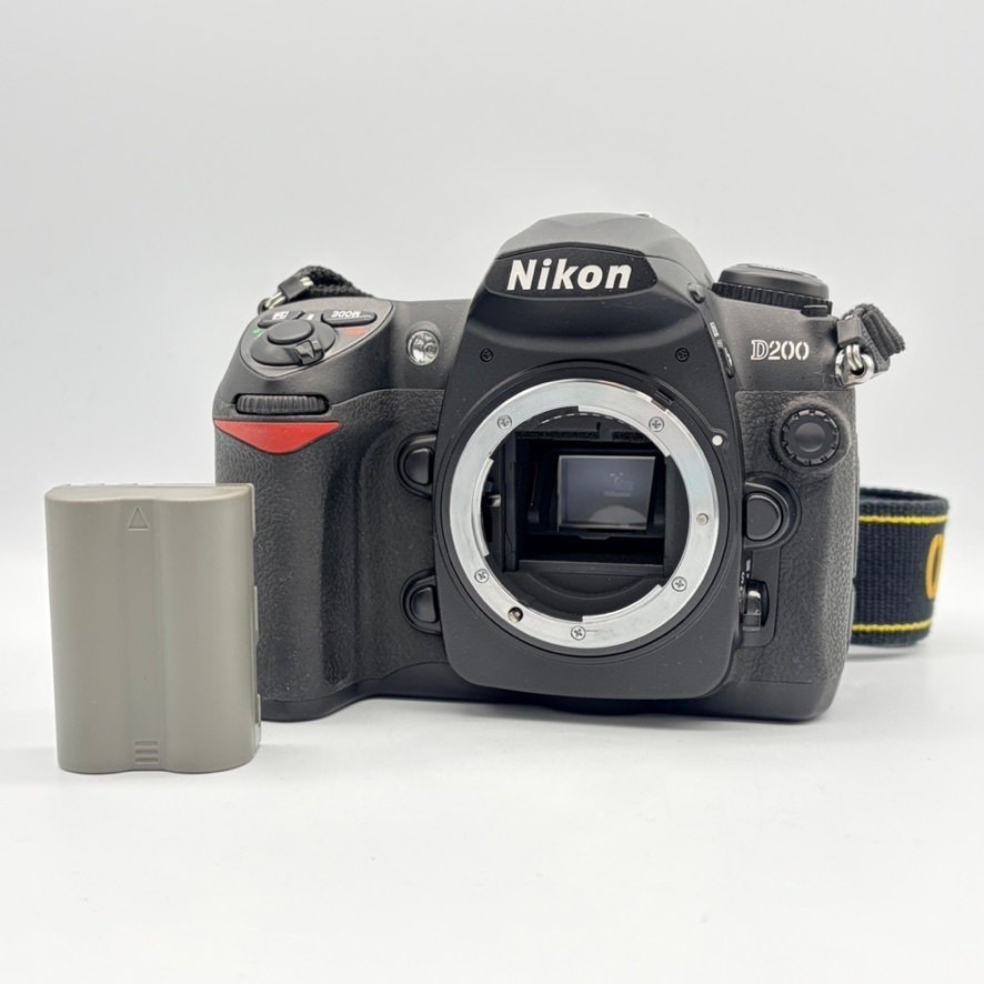 Nikon D200 Digital SLR Camera 单镜头反光相机 (SLR) #1.0