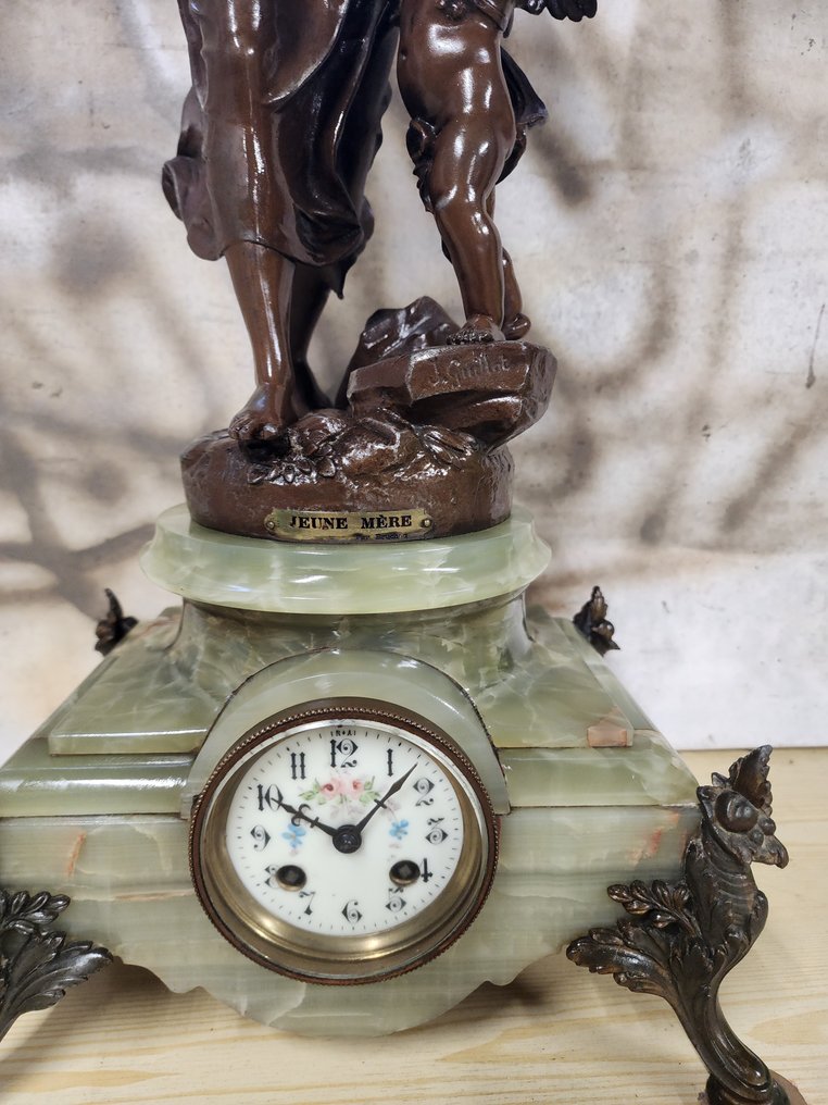 时钟 -   大理石、锻铜、青铜、玻璃 - 1850-1900 - 年轻的母亲 #3.2
