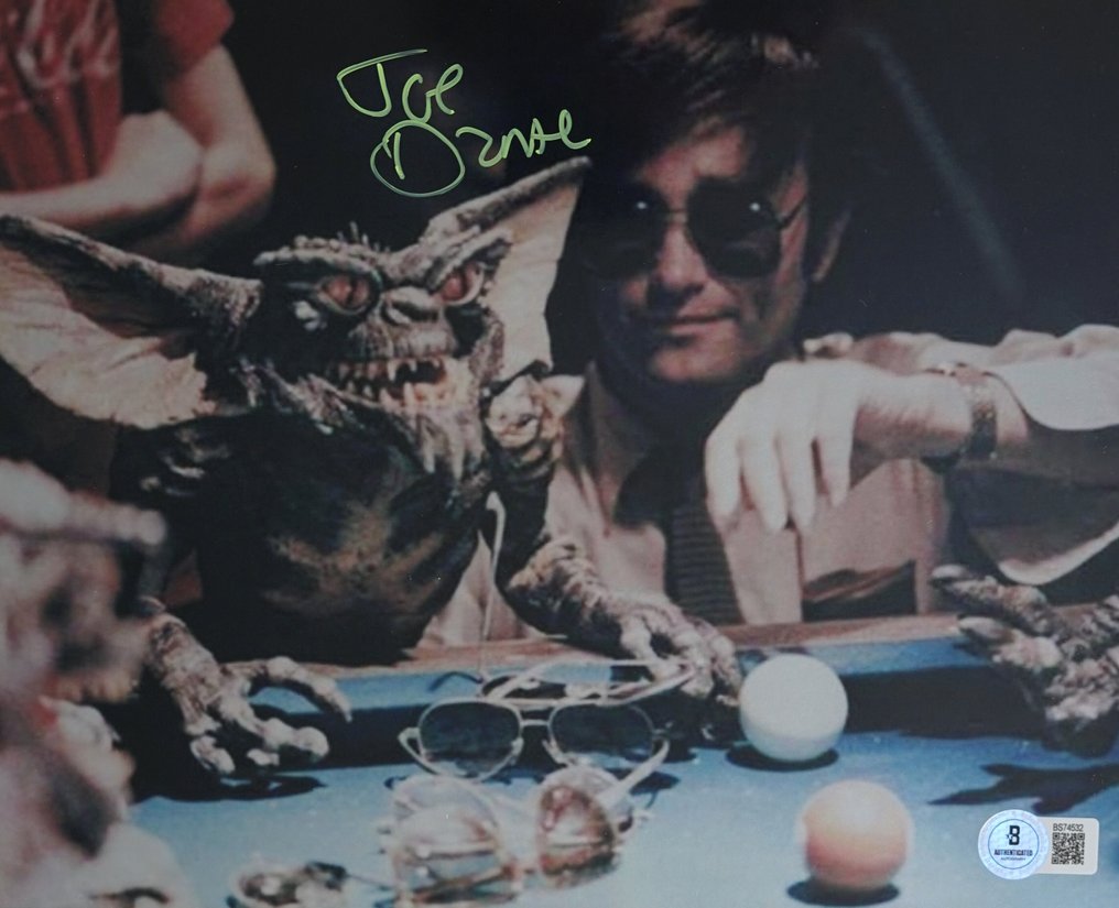 Gremlins (1984) - Joe Dante (Film Director) - Autograph, Photo With Beckett COA #3.2