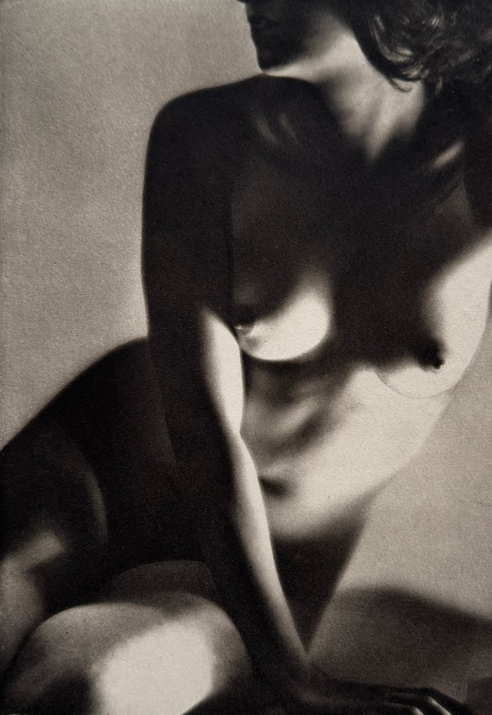 Laure Albin-Guillot (1879-1962) - Nu, 1946 #1.0