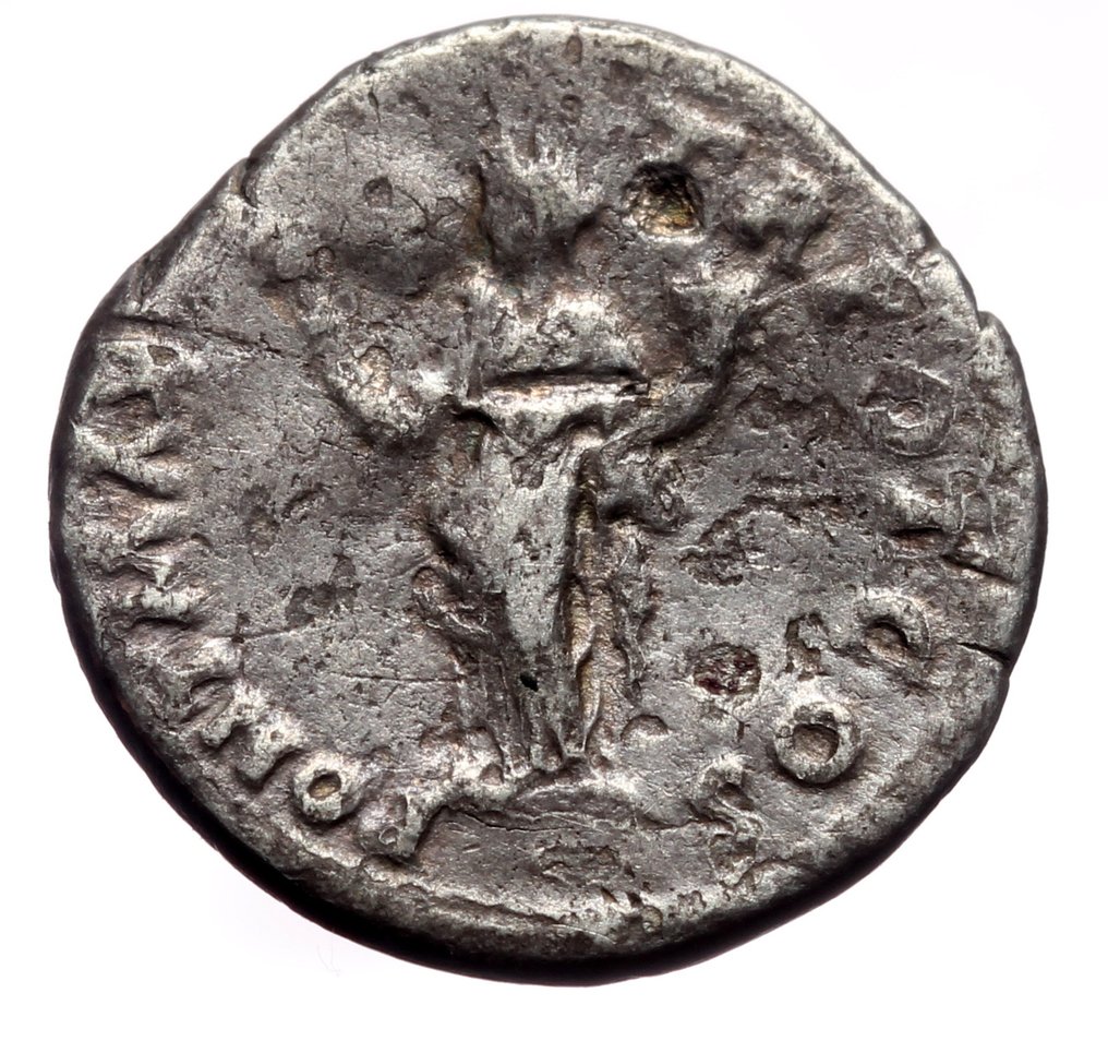 Empire romain. Antonin le Pieux (138-161 apr. J.-C.). Denarius  (Sans prix de réserve) #1.0