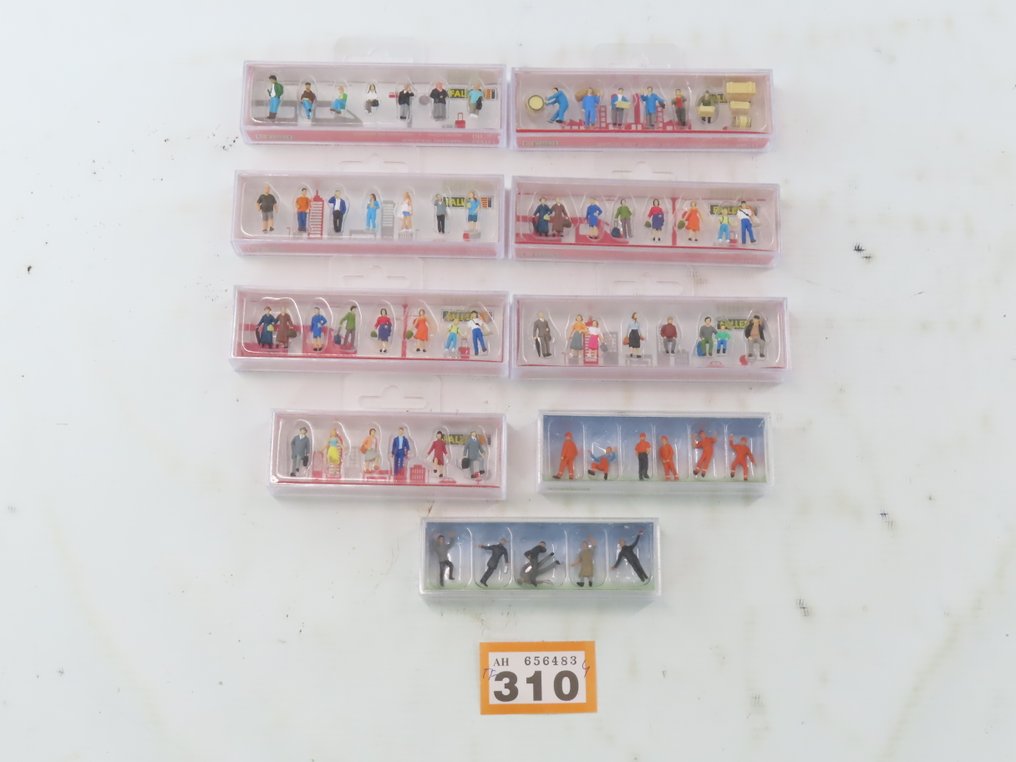 Faller H0 - 150940/-951/151609/-616/-626/-635/-636/-667 - Modellbahnfiguren (9) - 9 Tier-Sets #2.1