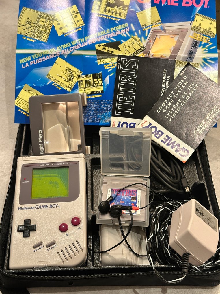 Nintendo - Gameboy Classic - In near mint condition with Blades of Steel and Tetris - Video game console + games #1.0