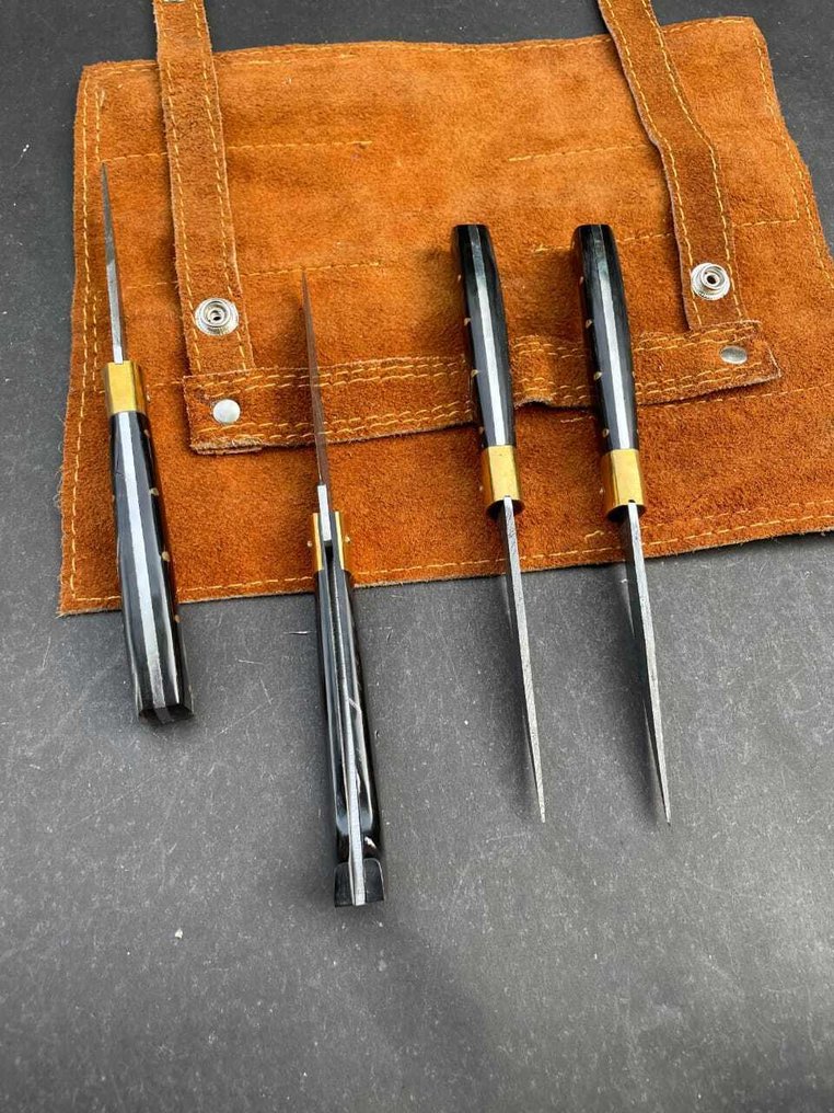 Italian Village Cutlery - Μαχαίρι κουζίνας - Kitchen knife set - Γενικό όνομα μαχαιριού κουζίνας: Μαχαίρι κουζίνας Pattada - Χάλυβας, Χάλκινο Μεσογειακό Κέρατο Βουβάλου - Ιταλία #3.2