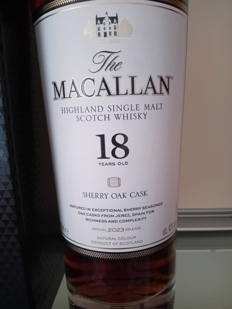 Macallan 18 years old Sherry Oak Cask 2023 Release  - 70cl #3.2