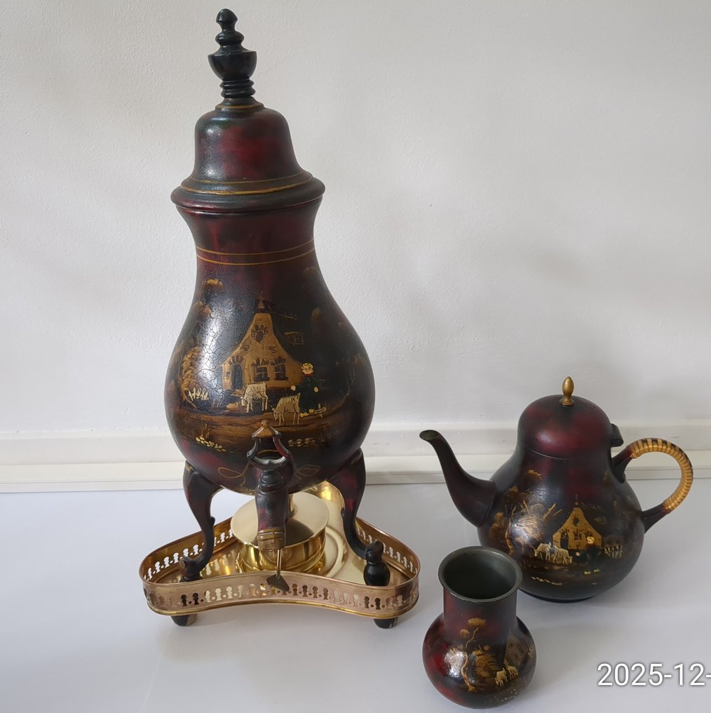 C.Kurtz & Co - Coffee and tea service (3) - Tin - Coffee, teapot & cream jug #1.0