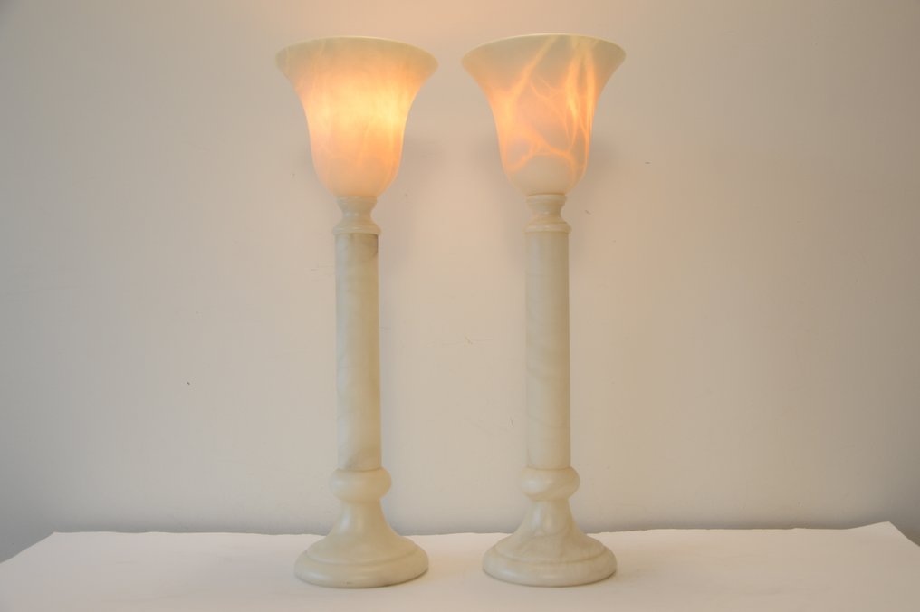 Massive - Tischlampe (2) - Schickes Paar schwerer Kelchlampen. - Alabaster #3.2