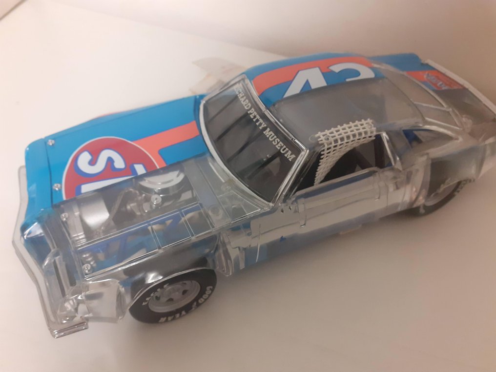 Franklin Mint 1:24 - Modelbil - Richard Petty #43 stockcar #2.1