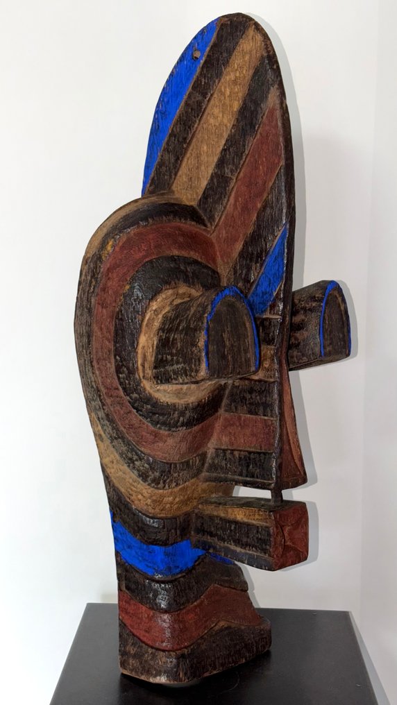 Στυλιζαρισμένη τελετουργική μάσκα με γεωμετρικούς όγκους – Κεντρική / Δυτική Αφρική. - Luba / Songye - 63 εκ  (χωρίς τιμή ασφαλείας) #1.0