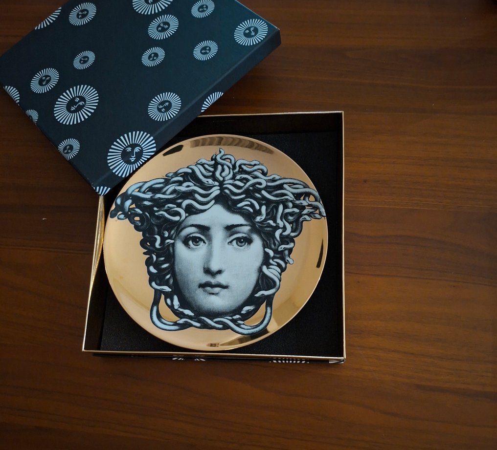 Fornasetti Milano - Piero Fornasetti - Piatto - Tema e variazioni - Porcellana - Variante Oro #1.0