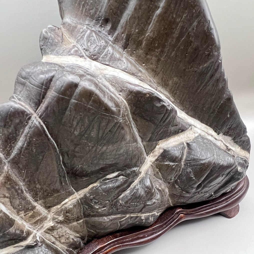 自然风景水石观赏石配雕刻木底座 - 石 - 日本 - 昭和年代(1926-1989) #1.0