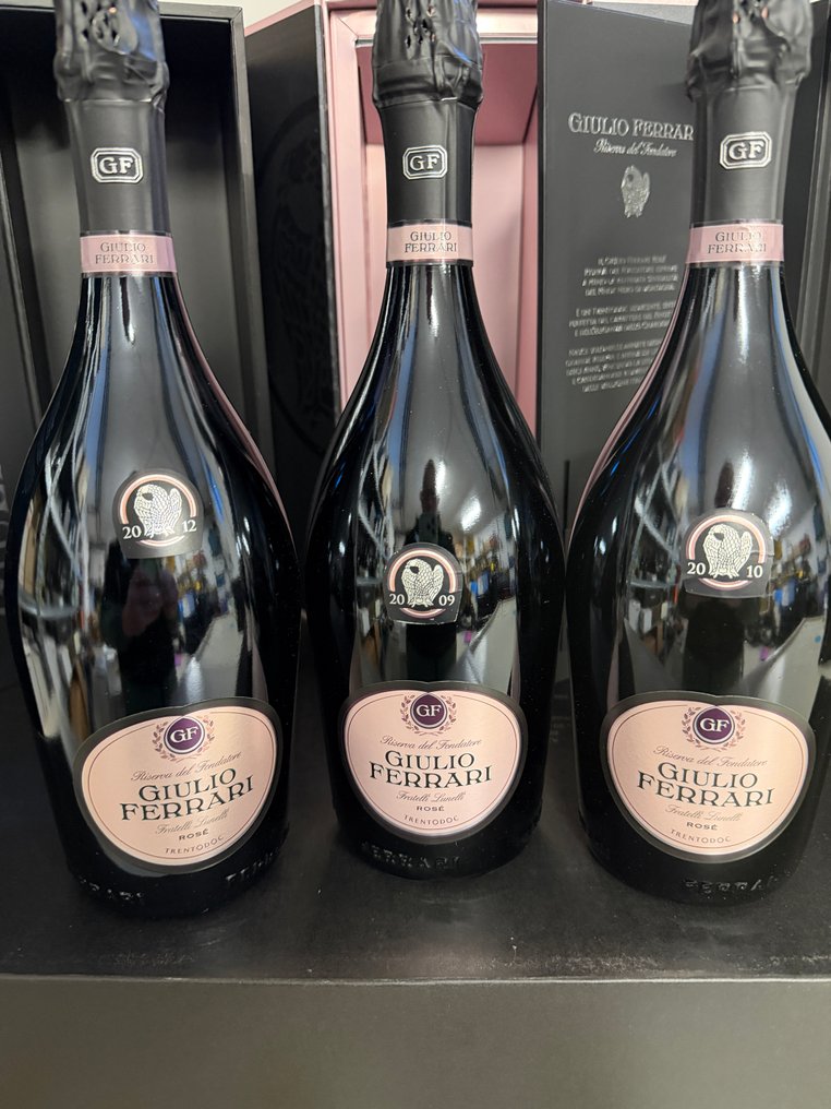 Giulio Ferrari, Riserva del Fondatore Rosé 2009, 2010, 2012 - Trento Rosé, Extra Brut - 3 Pullot (0.7 L) #1.0