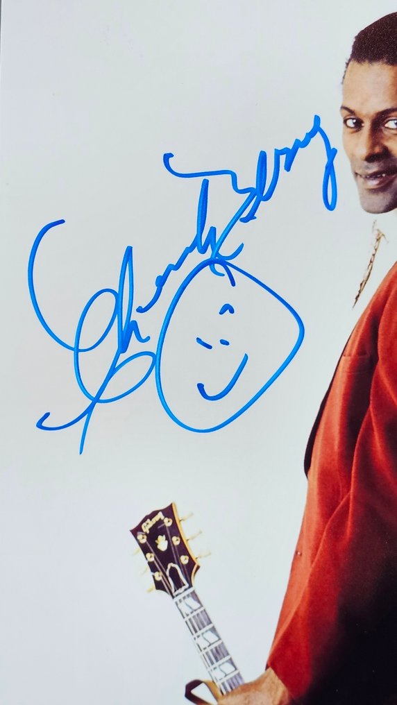 Chuck Berry - Chuck Berry Signed Photograph 20.3 × 25.4 cm – JSA Certified Autograph #1.0