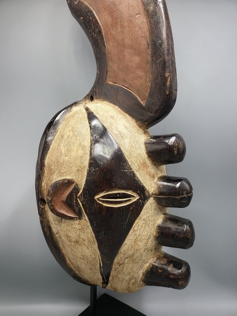 Mask - 刚果  (没有保留价) #3.2