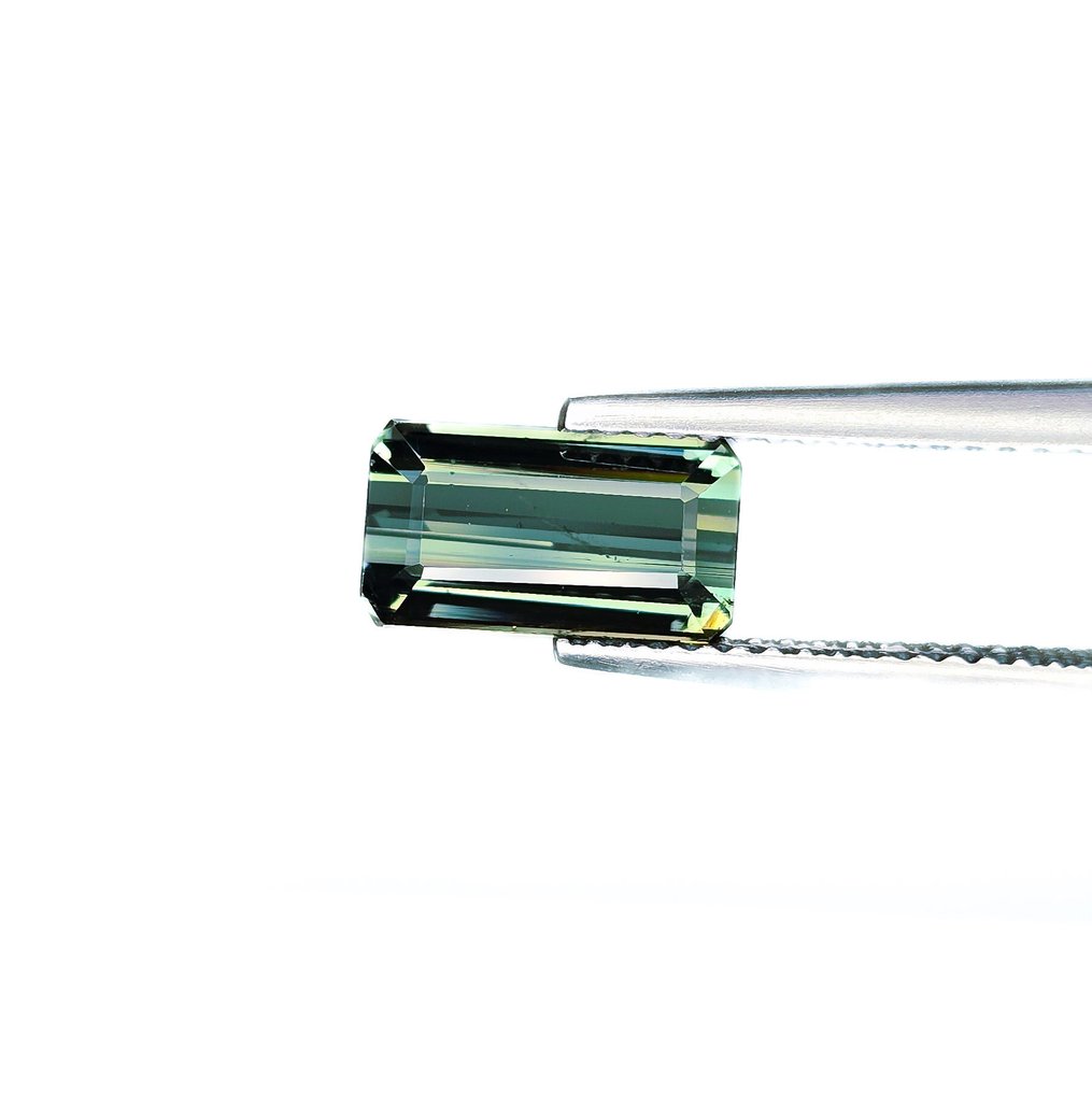 Nincs minimálár - 2 pcs Zöld Turmalin - 4.44 ct - Nemzetközi Gemmológiai Intézet (IGI) #4.3