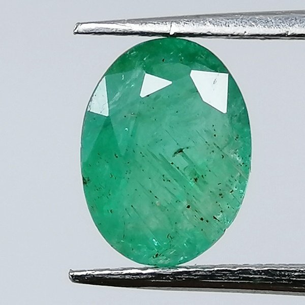 1 pcs Zöld Smaragd - 0.90 ct - Instituto Gemólogico Español (IGE) #1.0