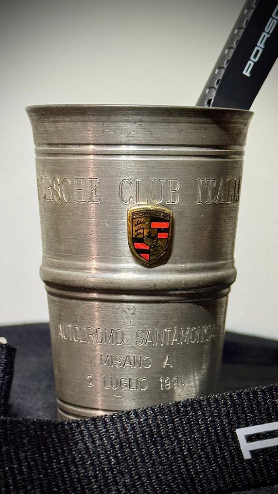 Emblem - Porsche - 2000 #1.0