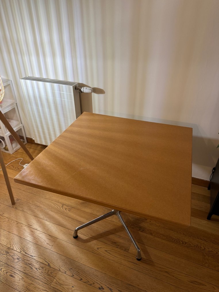 Vitra - Charles Eames - 桌子 - 已分割的 - 铝, 层压木材 #1.0