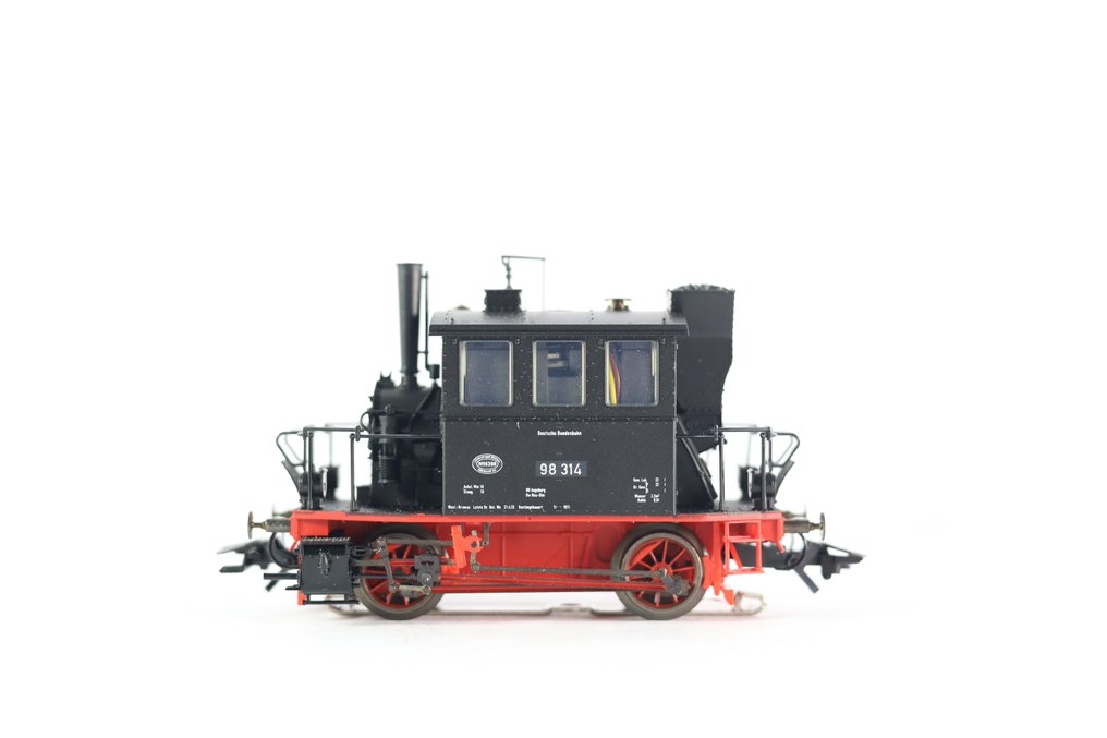 Märklin H0 - 36862 - Steam locomotive (1) - BR 98.3 'Glass Box' - DB #4.3