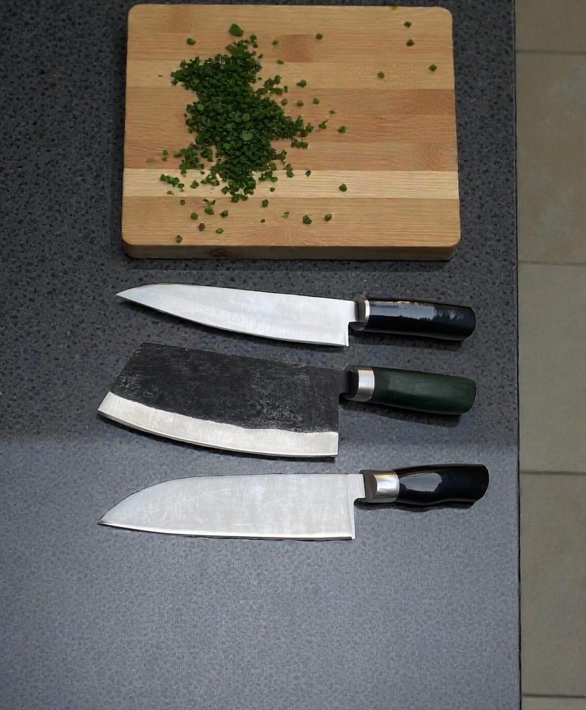 Set of THREE, Hand-Forged with Old Steel, Japanese Style Knives from Elite - 廚刀 - Chef's knife - 鋼, 木, 精致的三件套,手工锻造的日本旧钢复古刀具 - 日本 #1.0
