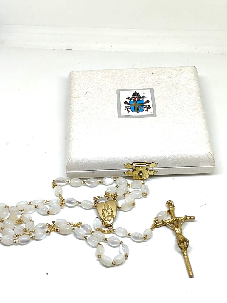 Rosary - Rosary of Pope John Paul II, gold-colored and personally blessed, with case - see. - 1980-1990 #3.2